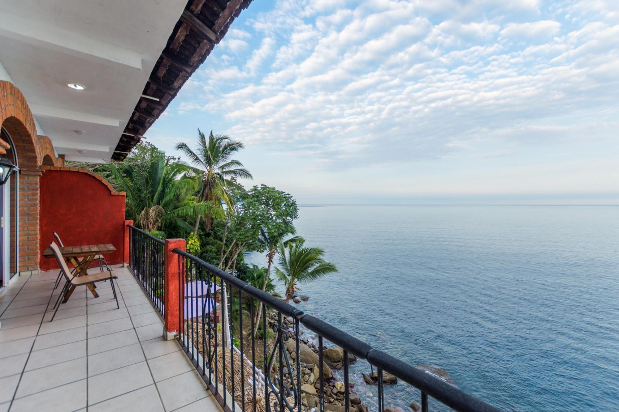 Traditional Sierra Leon Oceanfront Rooms - Adults Only Puerto Vallarta Zewnętrze zdjęcie