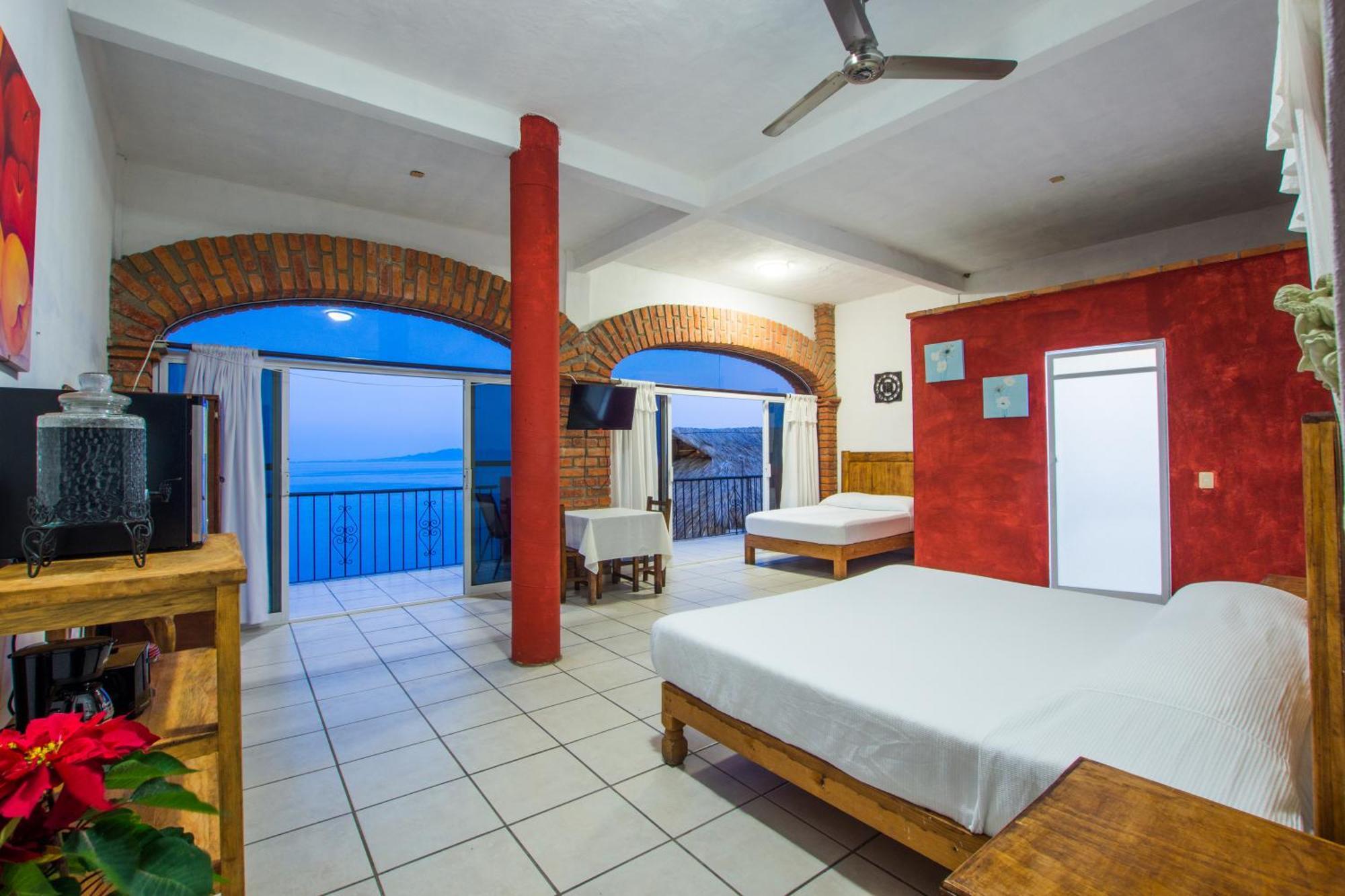 Traditional Sierra Leon Oceanfront Rooms - Adults Only Puerto Vallarta Zewnętrze zdjęcie