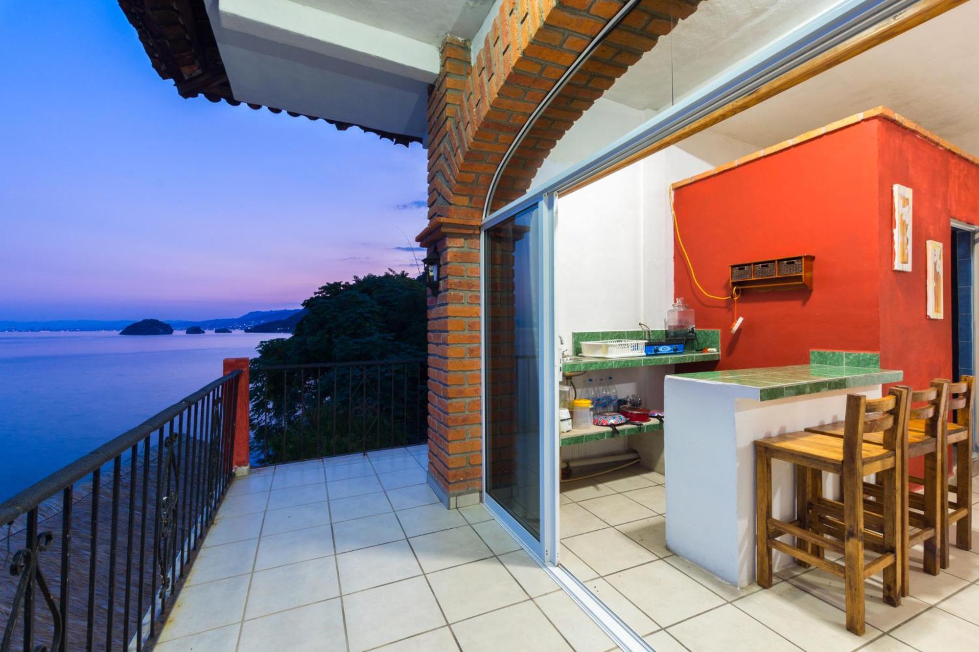 Traditional Sierra Leon Oceanfront Rooms - Adults Only Puerto Vallarta Zewnętrze zdjęcie