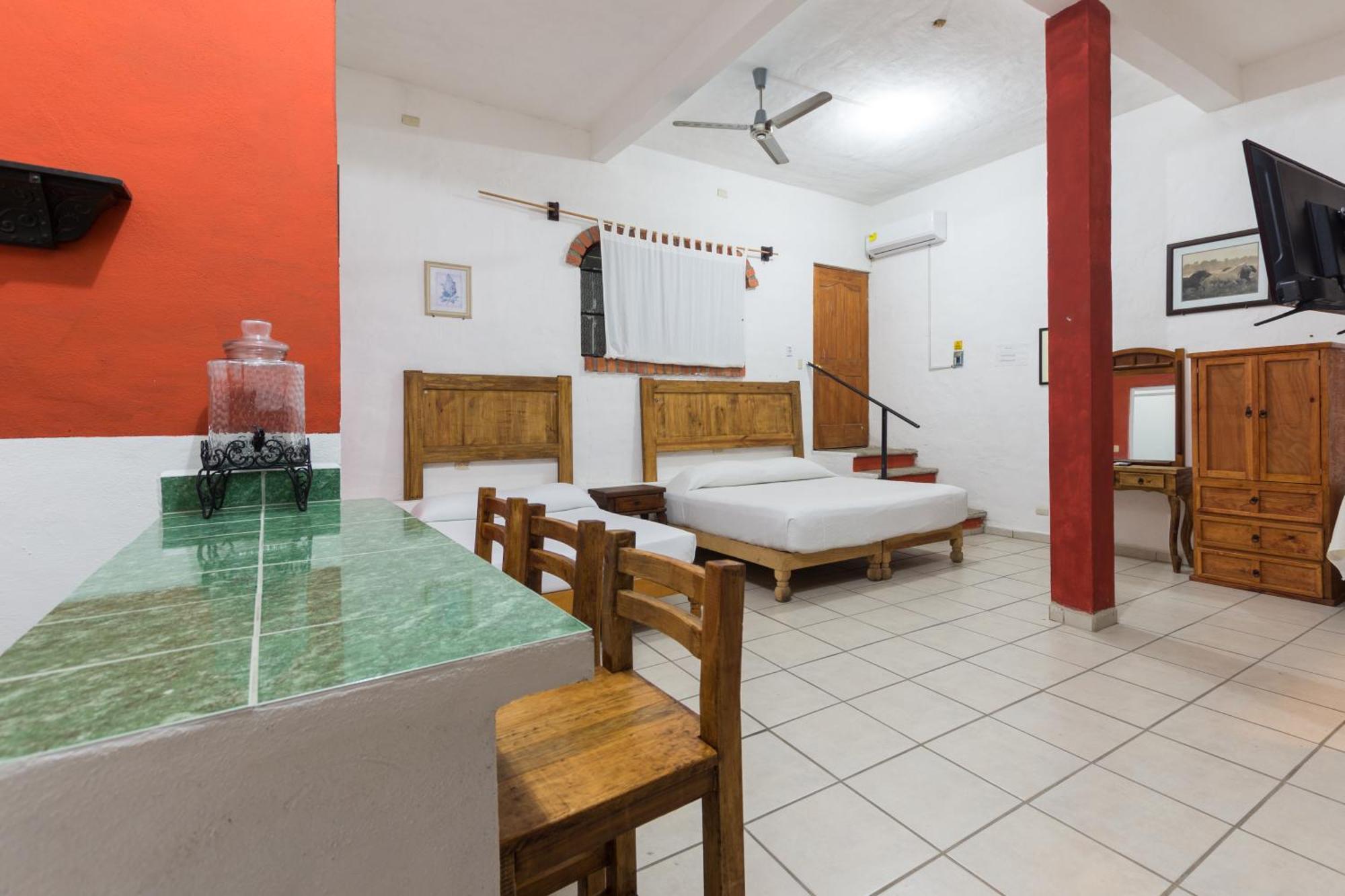 Traditional Sierra Leon Oceanfront Rooms - Adults Only Puerto Vallarta Zewnętrze zdjęcie